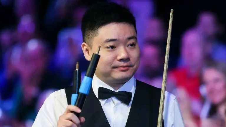 在英格兰公, 赛第五日比