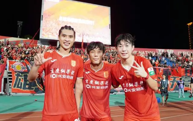 或许就是塞, 白踢 或许就是塞, 白踢